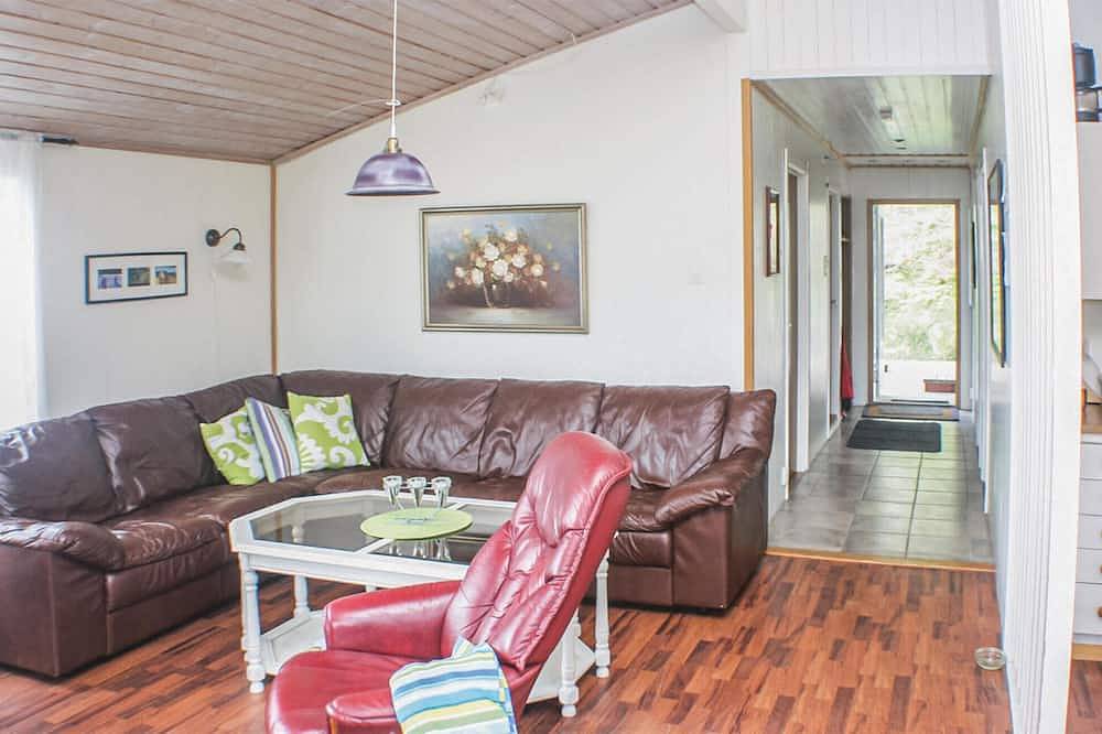 3 bedroom beautiful home in Måløy in Vågsøy