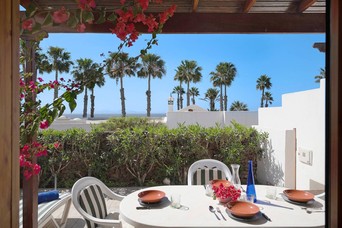 Ganze Wohnung, Apartment "Playa Flamingo 34" in Strandnähe mit Meerblick, Pool und Terrasse in Playa Blanca, Yaiza