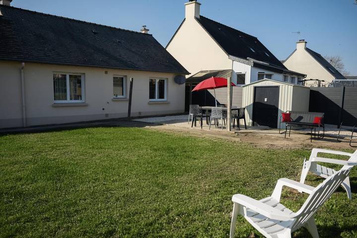 Gîte pour 6 personnes, avec jardin et terrasse, animaux acceptés à Antrain - 2