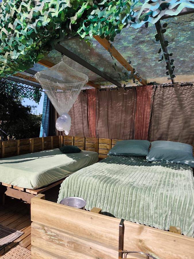 Tente pour 2 personnes, avec Terrasse ainsi que Jardin et Vue