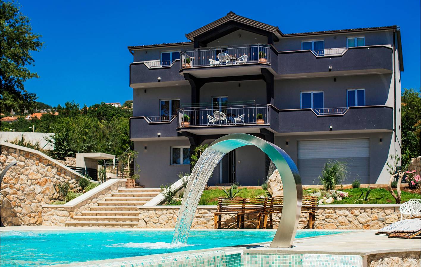 Gemütliche 1-Zimmer-Wohnung mit Pool und WLAN in der Nähe der Sehenswürdigkeiten von Imotski in Imotski, Makarska Riviera