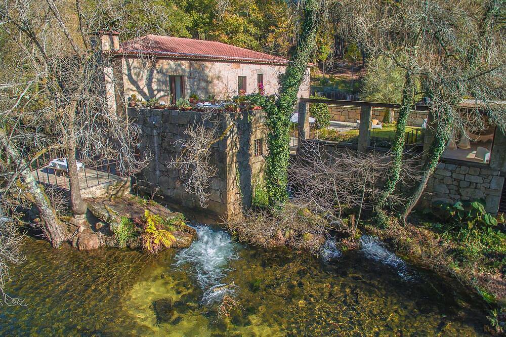 Azenha do Trigo in Bico, Braga District