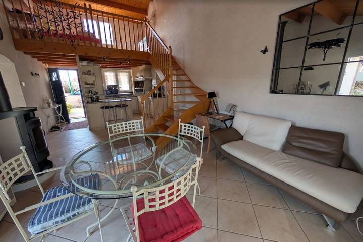 Spacious home near the sea and Clemenceau in Saint-Vincent-sur-Jard, Vendée