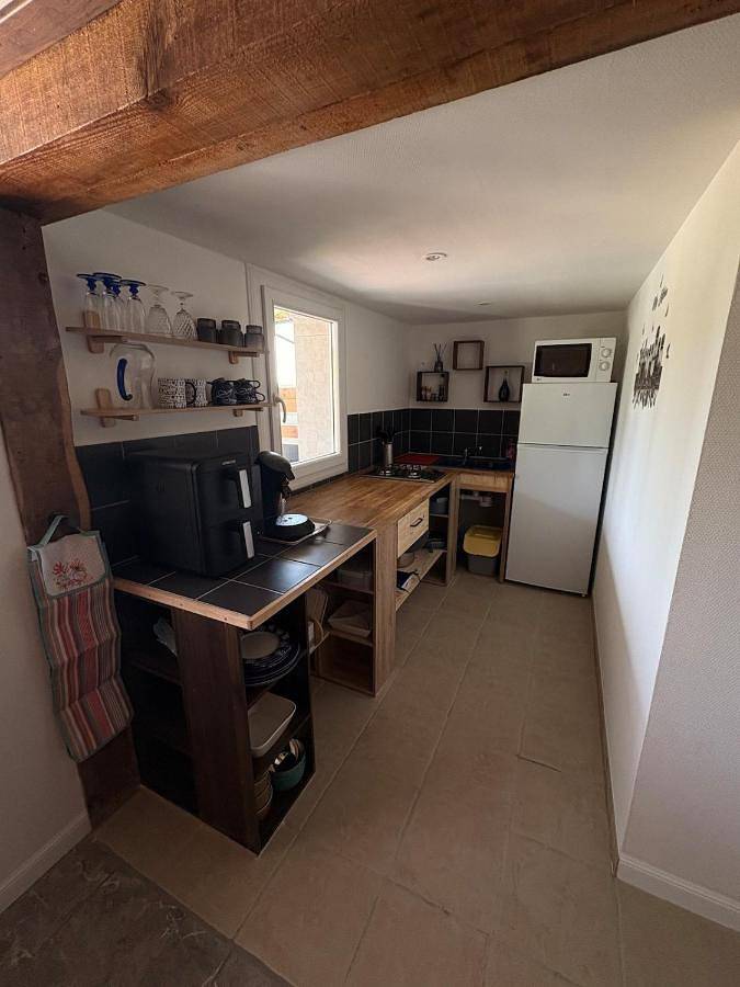 Location de vacances pour 3 personnes, avec Terrasse et Piscine à Saint-Vite