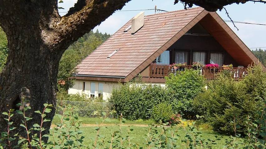 Ferienwohnung für 5 Personen, mit Garten