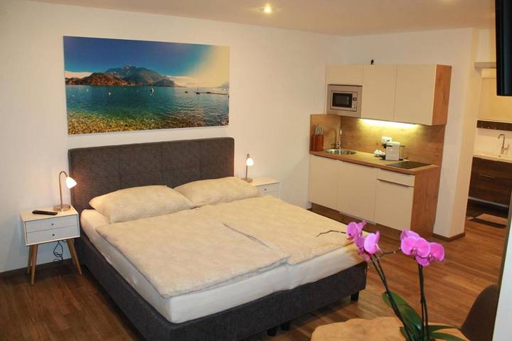 Ferienwohnung für 2 Personen, mit Terrasse und Ausblick sowie Seeblick in St. Gilgen - 2