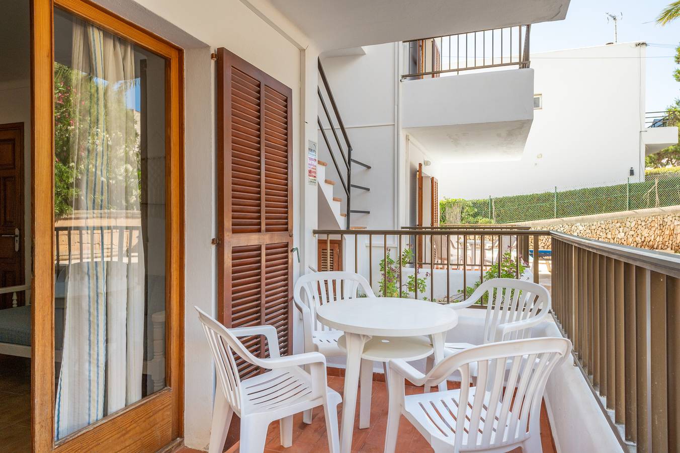 Entire apartment, Apartment 'Gran Sol Family 1' with Shared Pool, Wi-Fi and Air Conditioning in Cala Serena, Felanitx