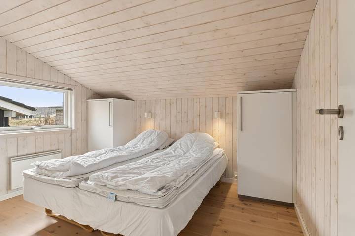 Schönes Ferienhaus mit Platz für die ganze Familie – in Strand- und Stadtnähe in Søndervig, Holmsland Klit