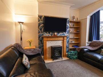 Cottage for 10 People in Filey, North Yorkshire, Photo 1