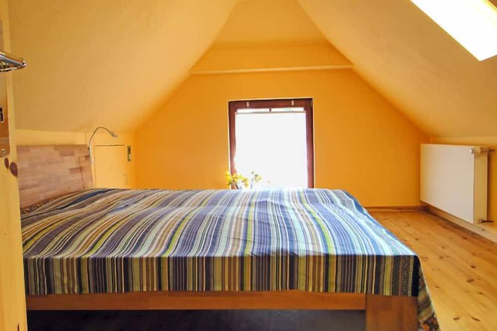Ganze Wohnung, Maisonette-Appartement im Ensemble der denkmalgesch. 'Ostsee-Kate' für 2-3 Gäste in Schmatzin, Vorpommern Greifswald