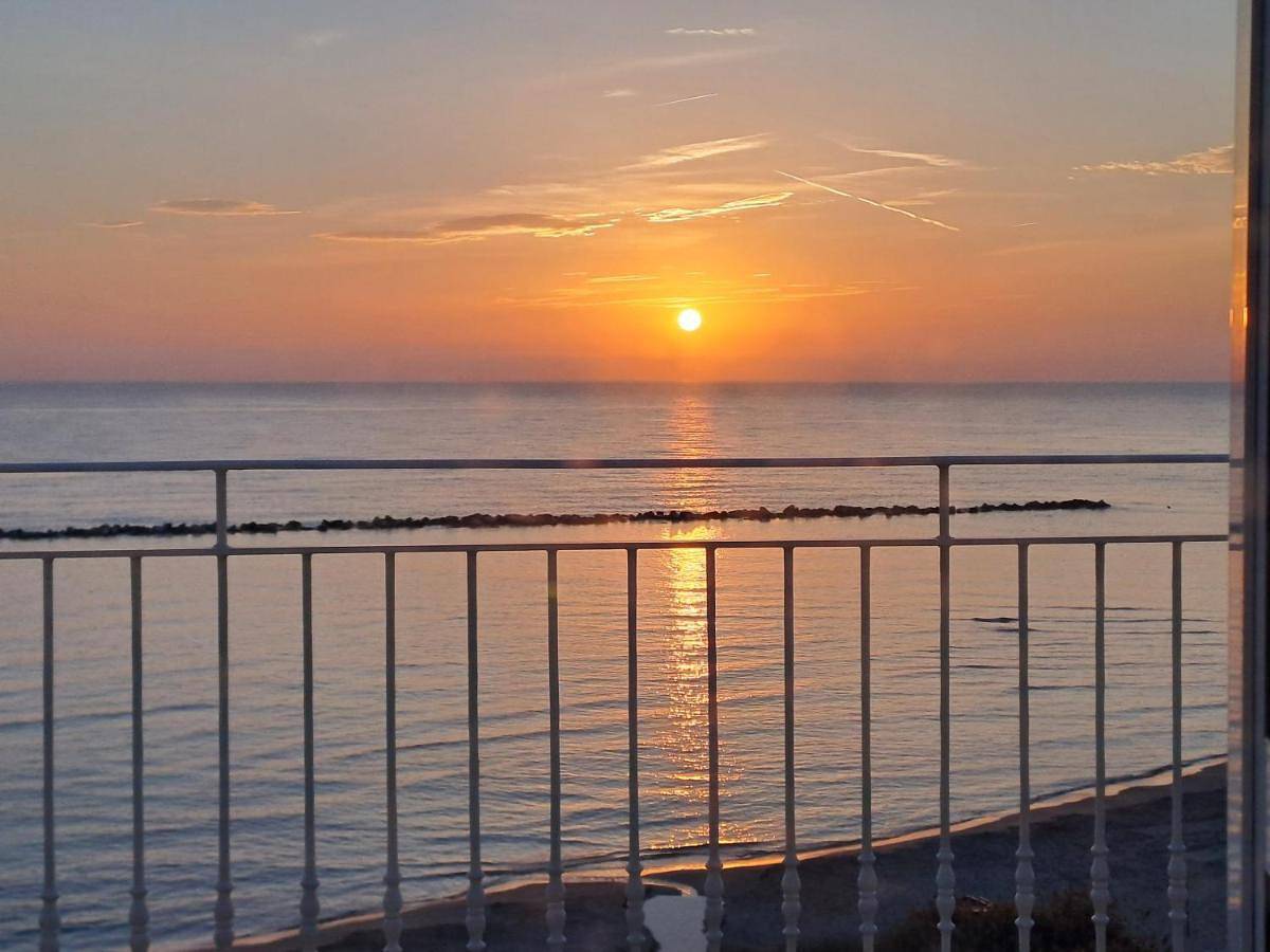Appartamento intero, One-Bedroom Apartment in Villa Rosa, Provincia di Teramo