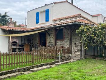 Gîte pour 4 personnes, avec vue et jardin à Chantonnay
