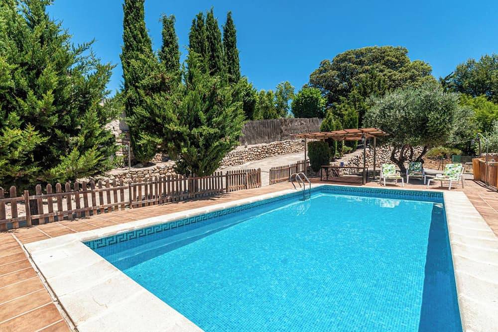 Homerez - Charmant huis in Montefrío met privézwembad in Montefrío, Granada Provincie