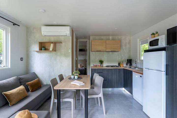 Gîte pour 4 personnes, avec jardin ainsi que piscine et terrasse, animaux acceptés à Millau - 4