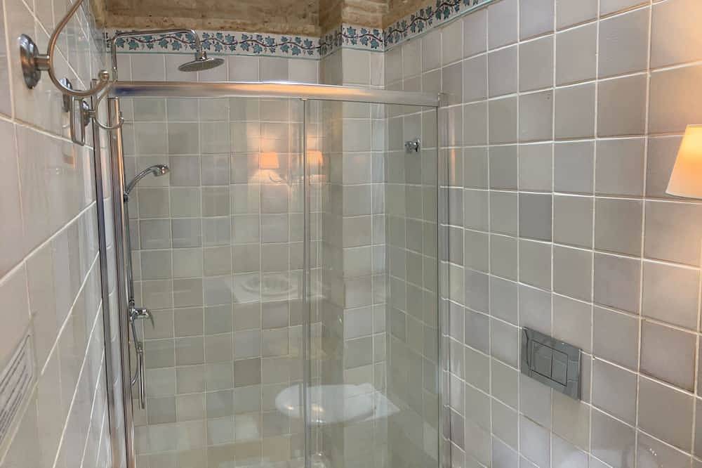Entire apartment, Estudio en Casa Palacial in Casco Antiguo, Sevilla