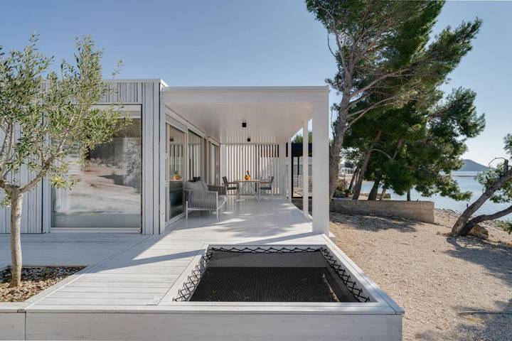 Villa pour 6 personnes, avec terrasse ainsi que piscine et vue, animaux acceptés à Drage (Pakoštane) - 3