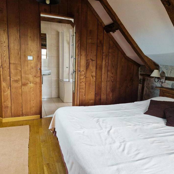 Location de vacances pour 2 personnes, avec jardin et terrasse à Saint-Amans-des-Cots