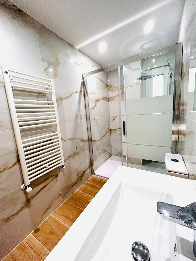 Gîte pour 5 personnes, avec Vue à Ames - 3