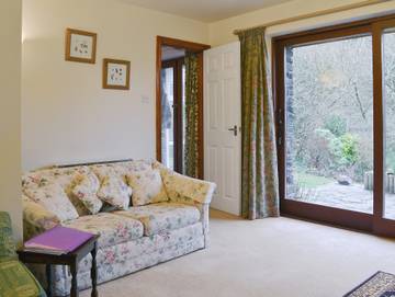 Log Cabin for 5 People in Gwynedd, North-Wales, Photo 2
