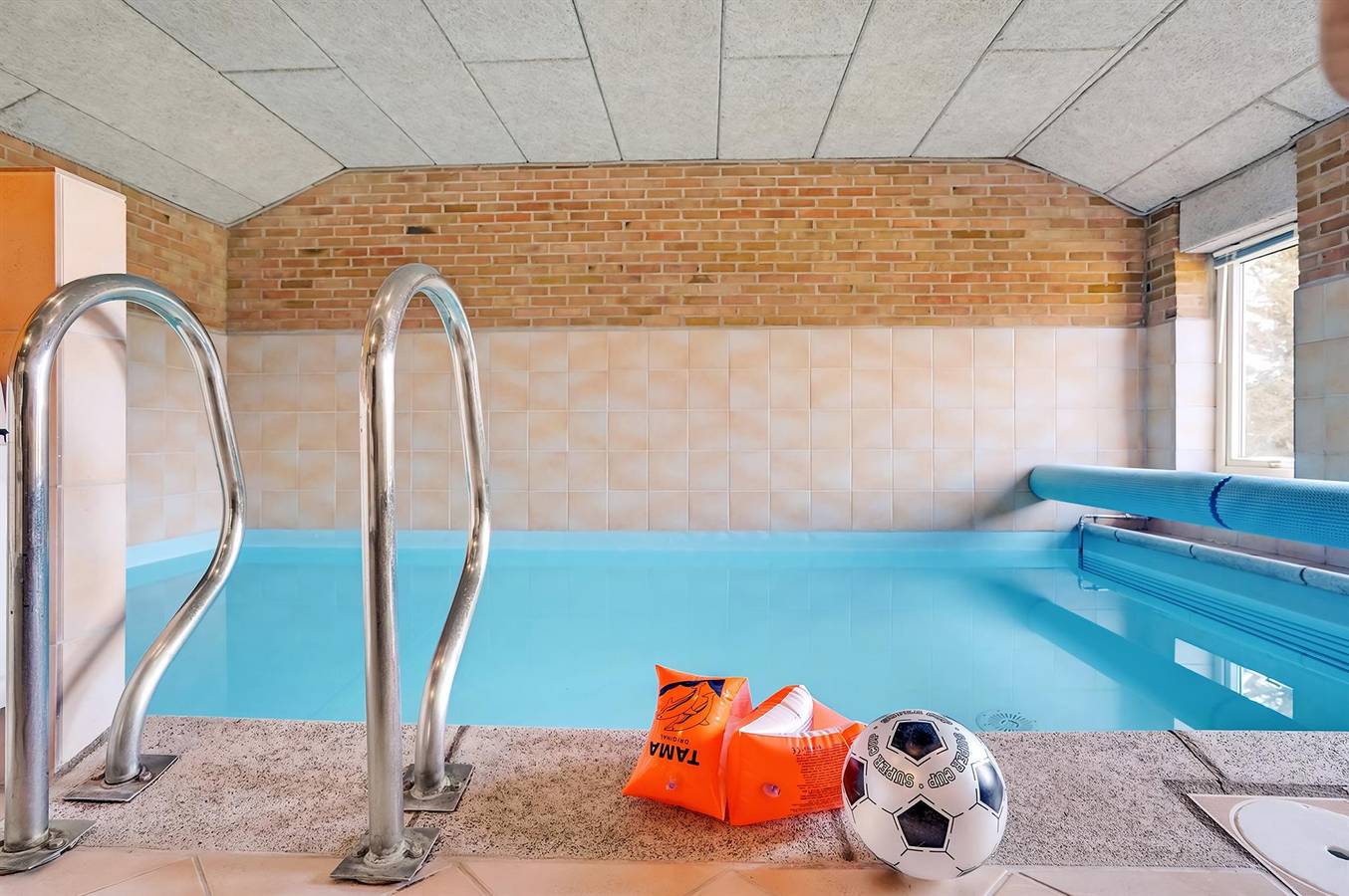 Pet friendly home in Ringkøbing with sauna in Lodbjerg Hede, Ringkøbing