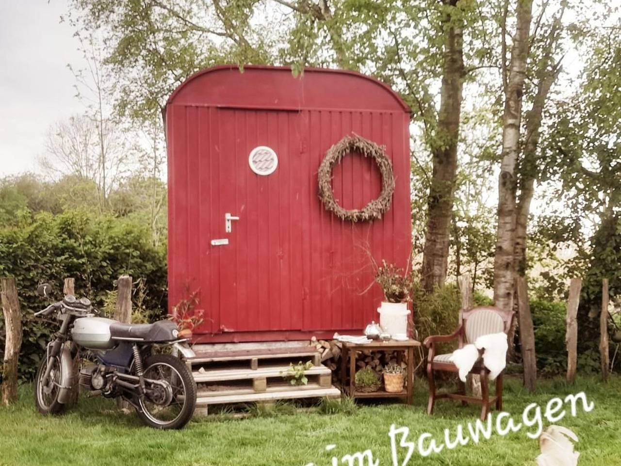 Übernachtung im Bauwagen - neues Zimmer in Stedesdorf, Nordseeküste
