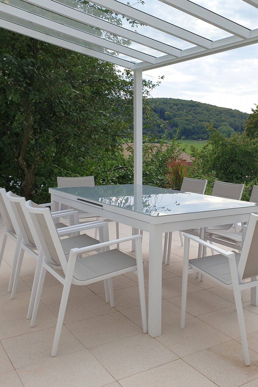 Apartamento entero, Dreibettzimmer mit Lounge-Terrasse und Garten in Nüdlingen, Rhön-Bayern