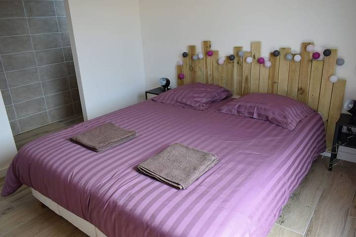 Location de vacances pour 8 personnes, avec jardin et terrasse dans Plage du Ruguel - 3