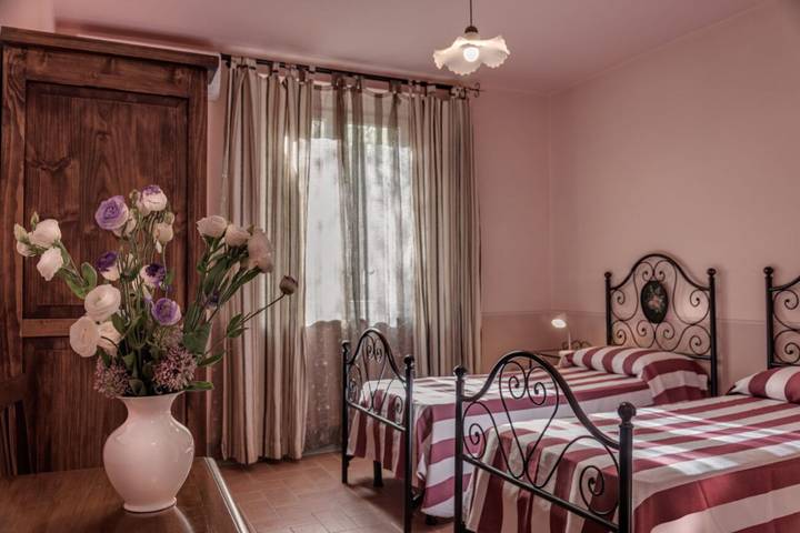 Villa pour 12 personnes à Lucignano