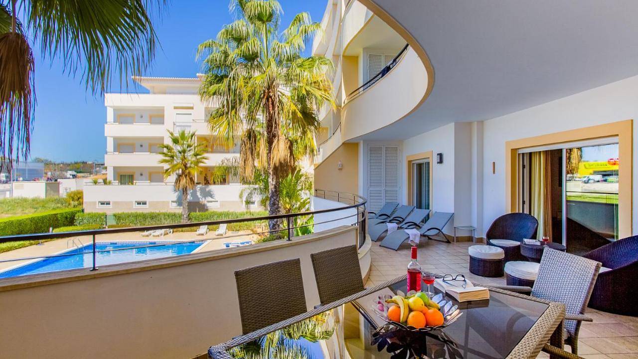 Apartamento inteiro, Two-Bedroom Apartment in São Sebastião, São Gonçalo de Lagos