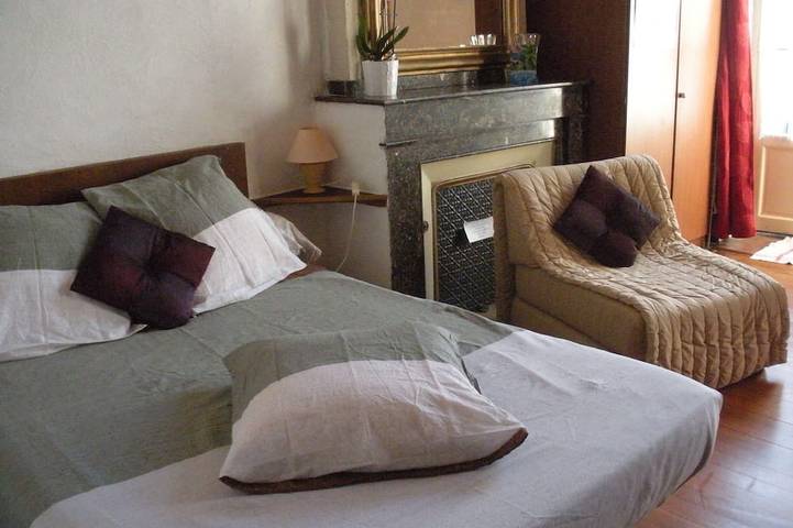 Gîte pour 2 personnes, avec balcon et sauna dans Casino De Bagneres De Bigorre