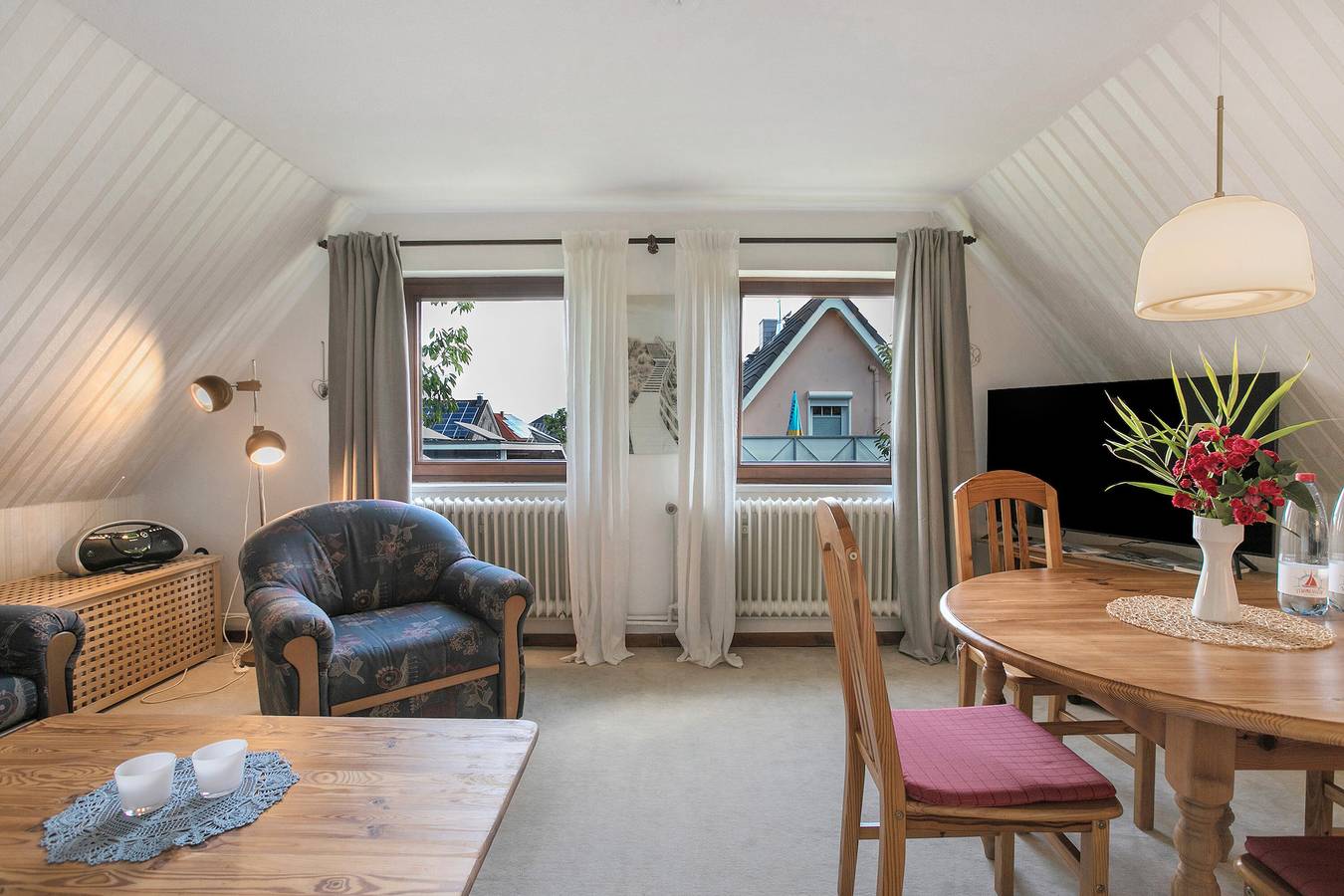 Ganze Wohnung, Apartment 'Blaue Wolke' mit Gemeinschaftsgarten und Wlan in Wesselburen, Wesselburen und Umgebung Region