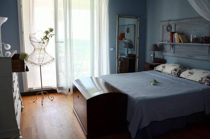 Appartamento intero, Enjoy breathtaking view and sunsets from the Swimming pool -  Luna in Terricciola, Pisa e dintorni