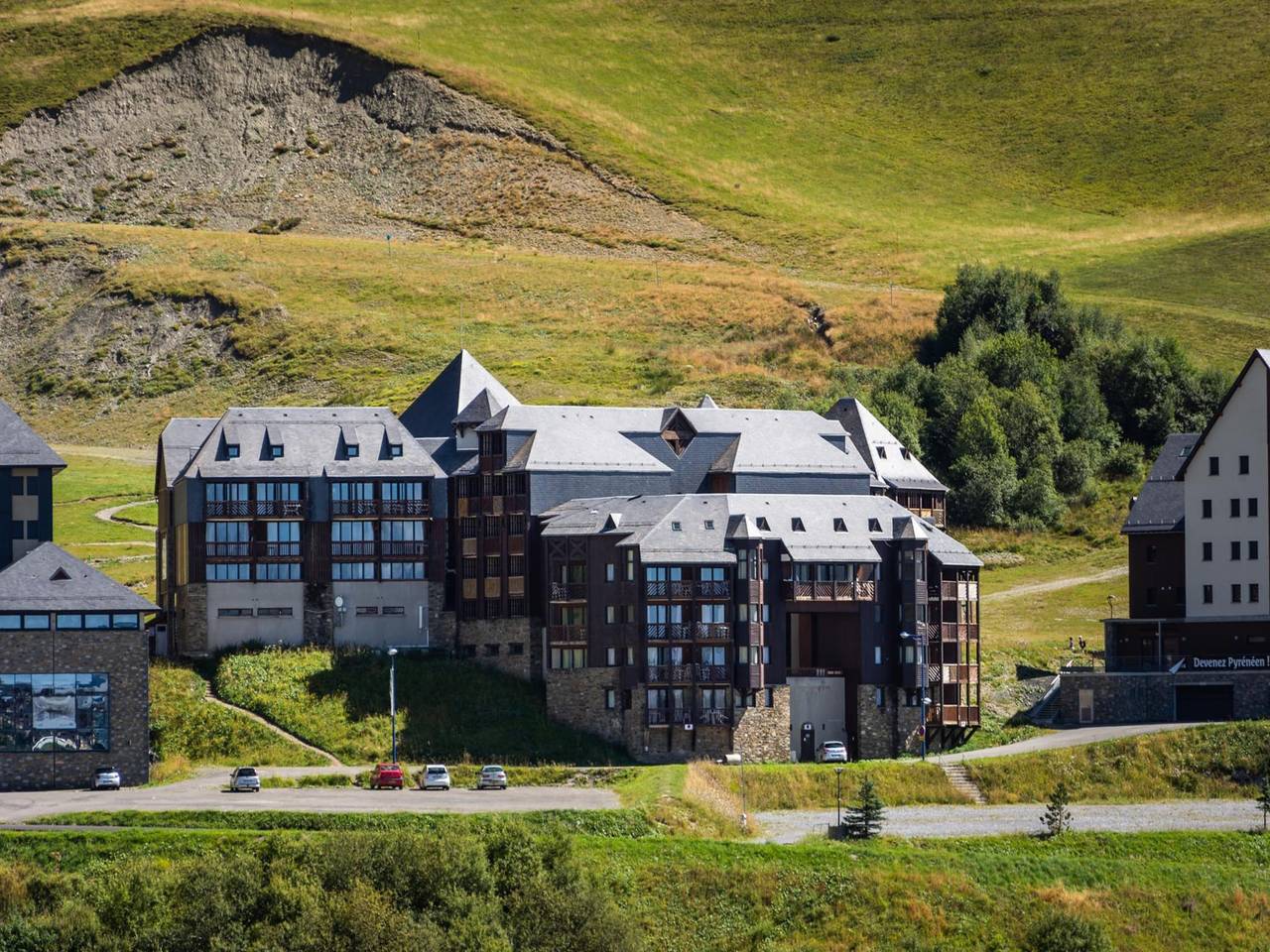 Appartement entier, Séjour supérieur en appartement 2 chambres pour 6 personnes in Peyragudes, Pyrénées