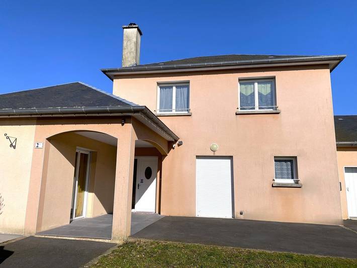 Gîte pour 9 personnes, avec jardin dans les Ardennes
