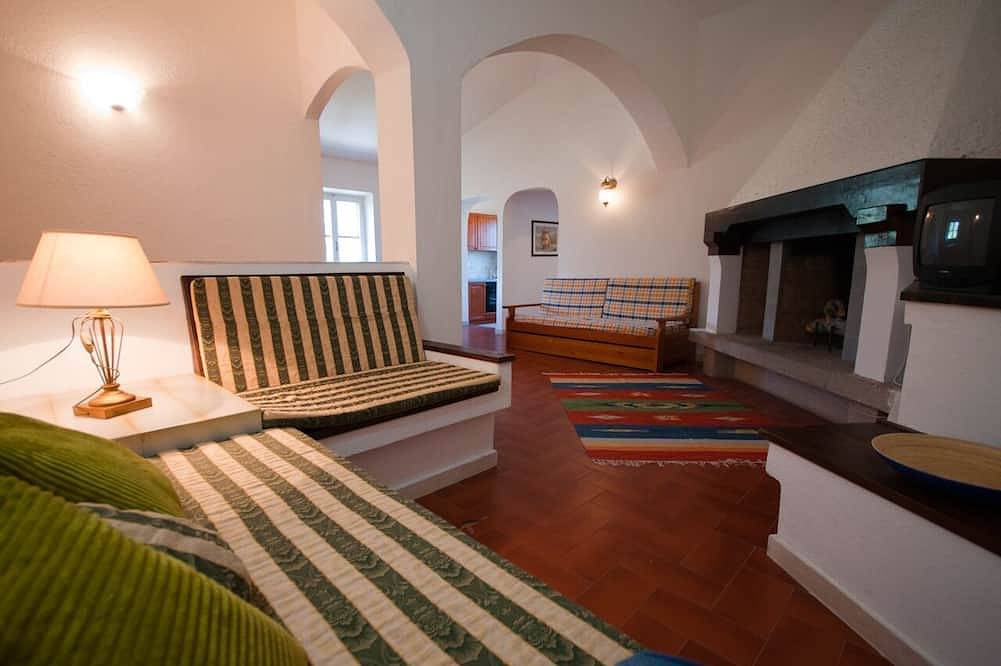 Apartment in einem alten Bauernhaus der Maremma, 250 m vom Strand Giannell entfernt in Giannella, Grosseto Provinz