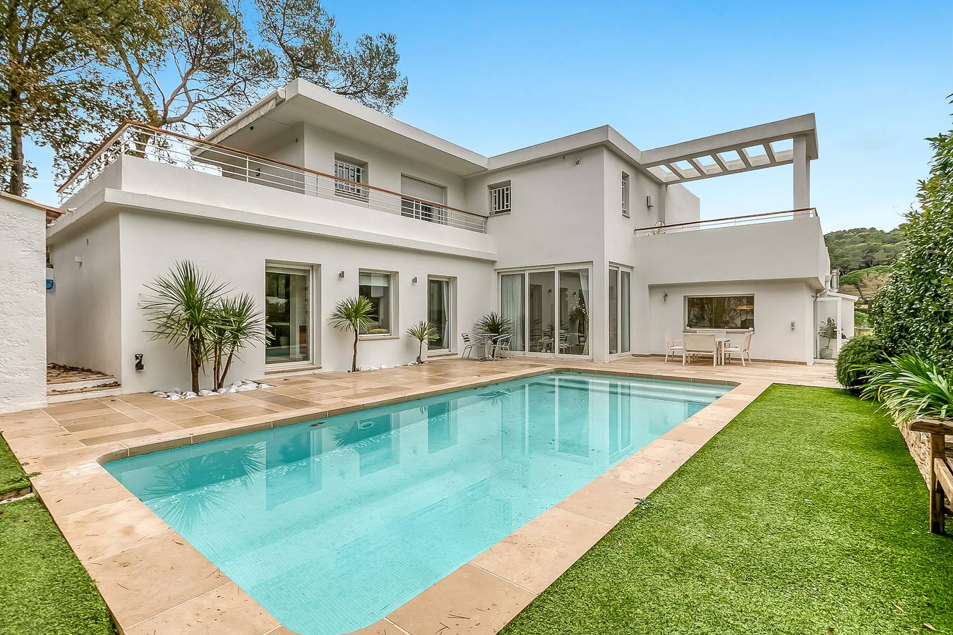 La Maison Blanche Sur Le Golf in Mougins, Region de Cannes