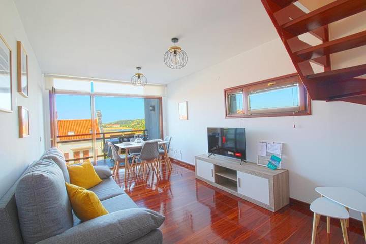 Apartamento para 4 personas, con vistas además de piscina y jardín en San Vicente de la Barquera