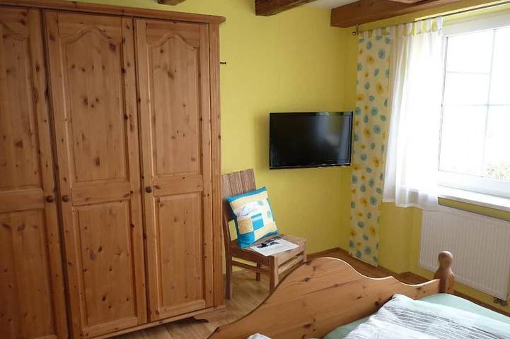 Ganze Wohnung, Ferienwohnung im ehemaligen Transformatorenturm in Bad Staffelstein, Oberes Maintal - Coburger Land