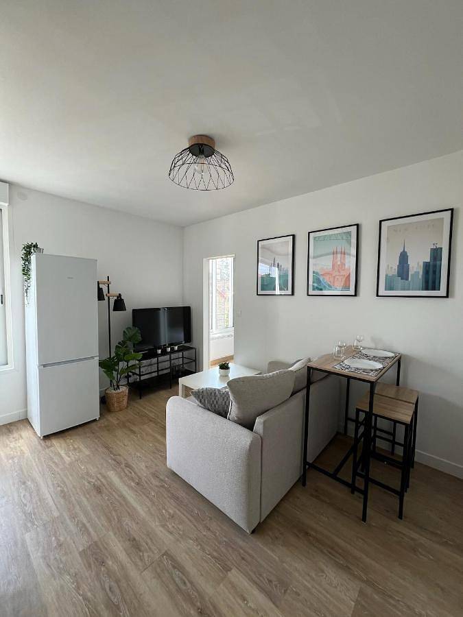 Appartement de vacances pour 2 personnes, animaux acceptés à Melun