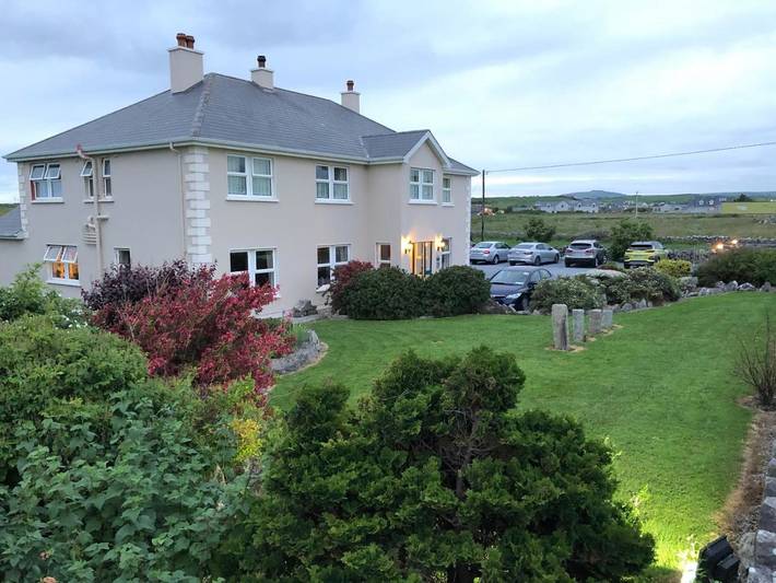 Location de vacances pour 2 personnes, avec vue et jardin à Doolin - 3