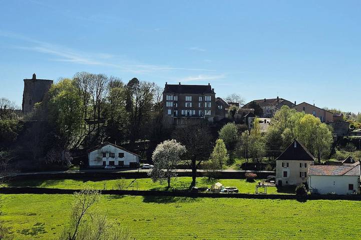 Château pour 15 personnes, avec Jardin dans Haute-Saône