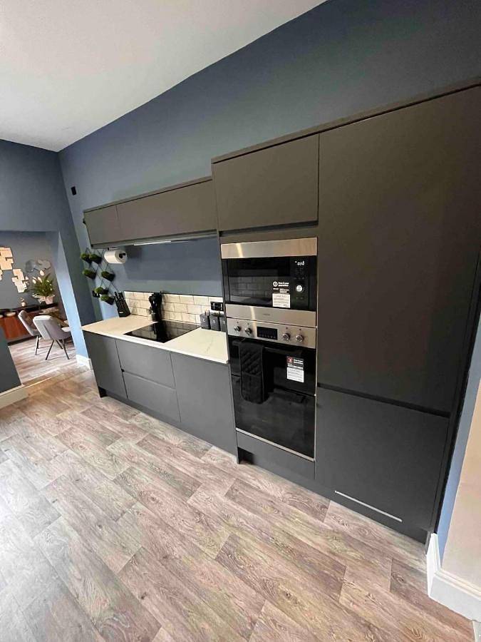 Five-Bedroom House in Colwyn Bay, Conwy region
