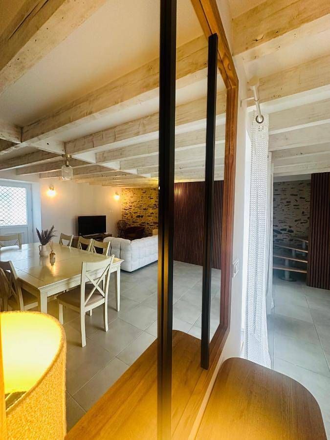 Location de vacances pour 7 personnes, avec jardin ainsi que jacuzzi et terrasse à Mouilleron-le-Captif - 2