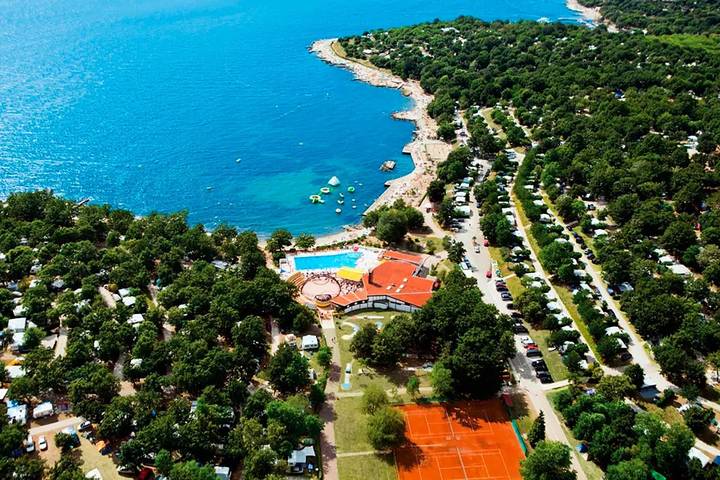 Camping für 4 Personen, mit Pool und Terrasse in Istrien - 2