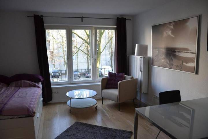 Ferienwohnung für 2 Personen, mit Ausblick in Winterhude Hamburg - 3