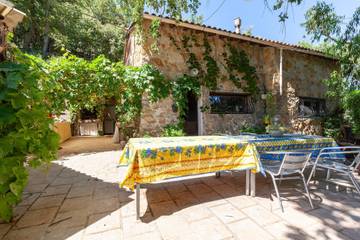Villa pour 4 Personnes dans Évenos, Région de Toulon, Photo 2