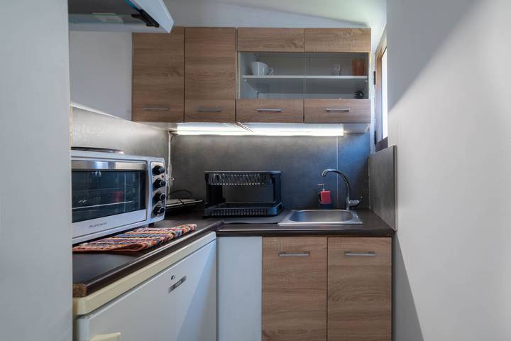 Appartement entier, Appartement de vacances pour 2 personnes avec balcon in Région d'Iraklio-Héraklion
