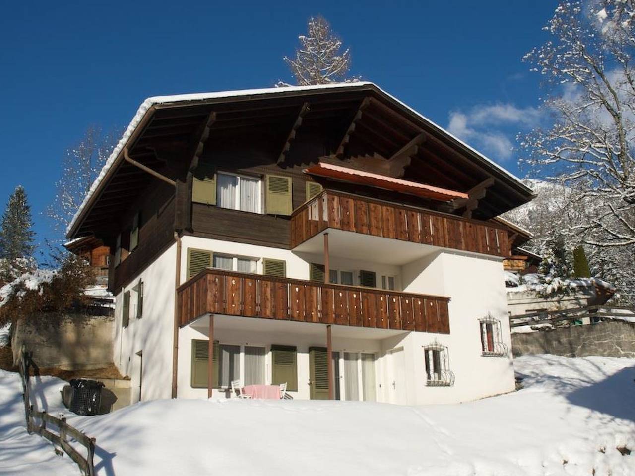 Entire apartment, Pony 2-Bettwohnung in Lenk im Simmental, Lenk