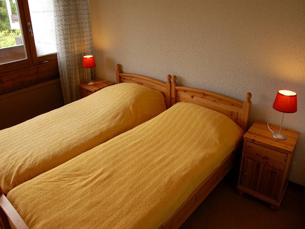 Apartamento entero, Cité Radieuse B Avouintzett n° 145 (102), flat with lovely mountain views in Chalais (Suiza), Alpes del Valais