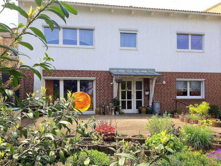 Ferienwohnung für 4 Personen, mit Terrasse und Garten in Cottbus